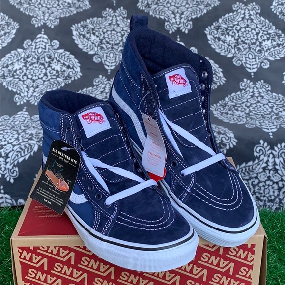 Vans Shoes - VANS SK8-Hi Mte Navy/True White WMNS